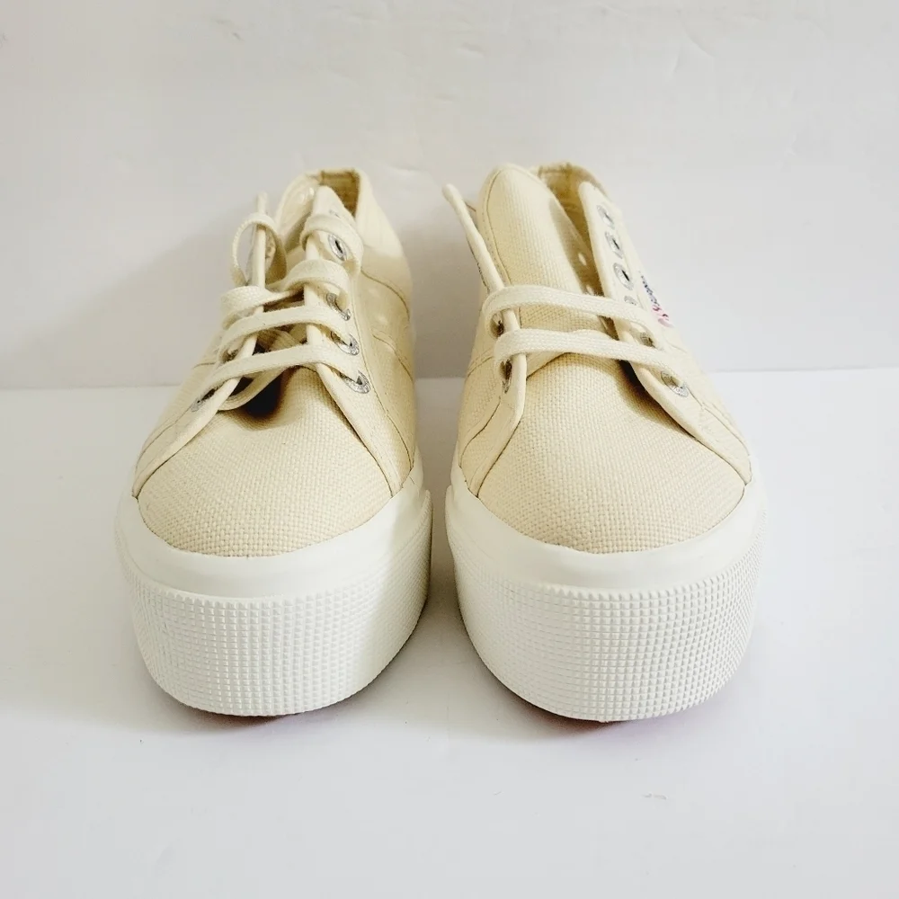 New Superga Cream Canvas Platform Sneakers Size 7,5